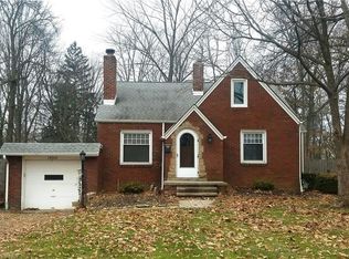 13900 Delaware Dr, Strongsville, OH 44136