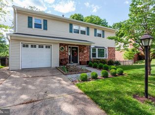 12610 Harbor Dr, Woodbridge, VA 22192