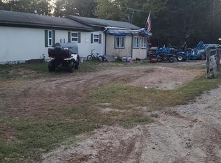 100 Cards Ridge Rd, Greenbush, ME 04418