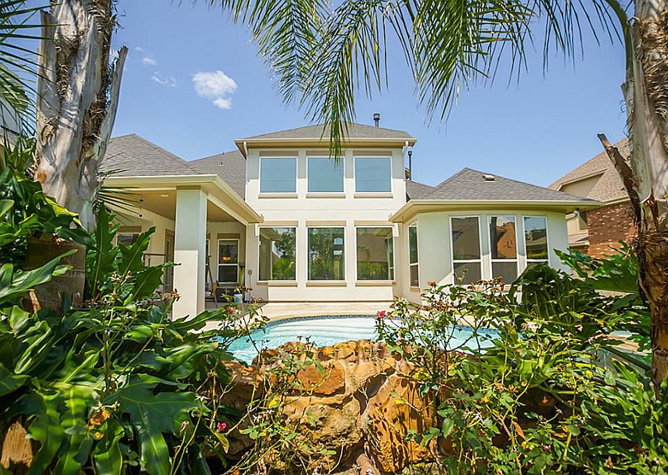1st image of 93 N Sage Sparrow Cir
