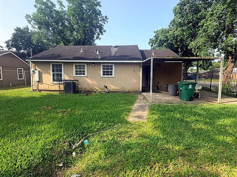 5803 Southlea St — Photo 11