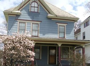 1613 Robinwood Ave, Lakewood, OH 44107