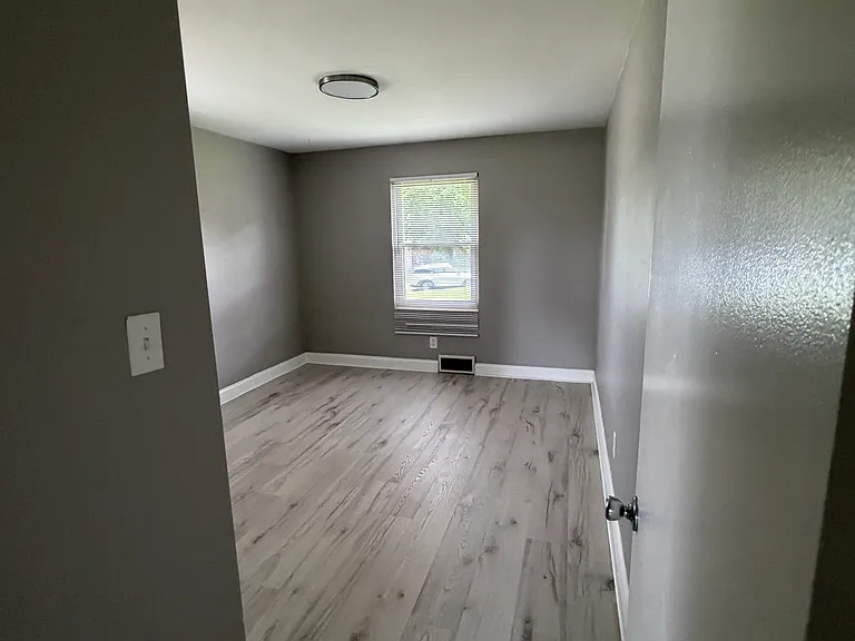 1828 Upper Hunters Trce — Photo 4