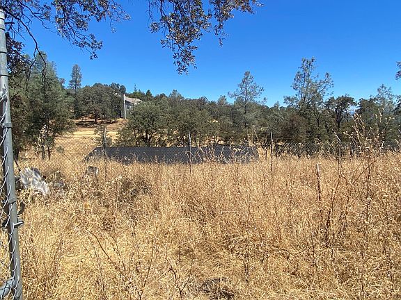 3rd image of 5541 High Sierra Rd
