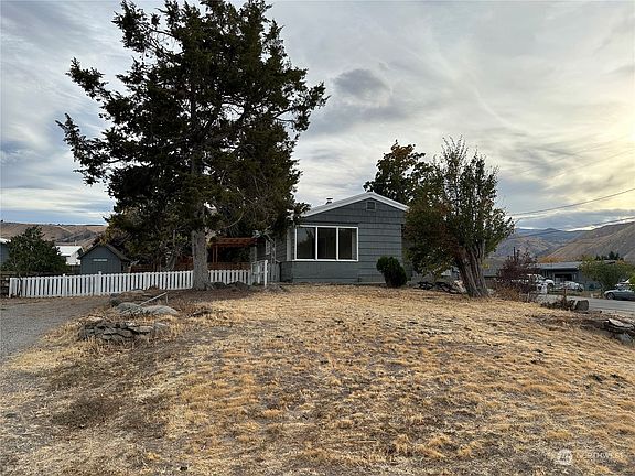3rd image of 151 S Dean Avenue