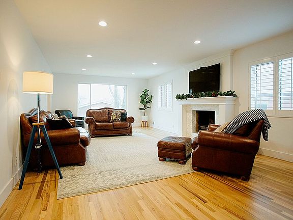 2nd image of 2080 E Logan Ave