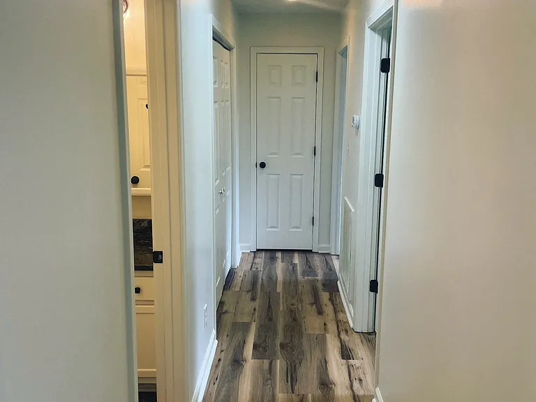 641 Hunters Ln — Photo 11
