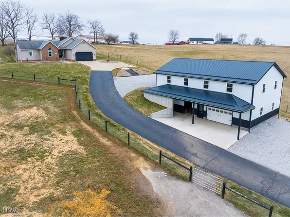15225 Dover Rd, Dalton, OH 44618