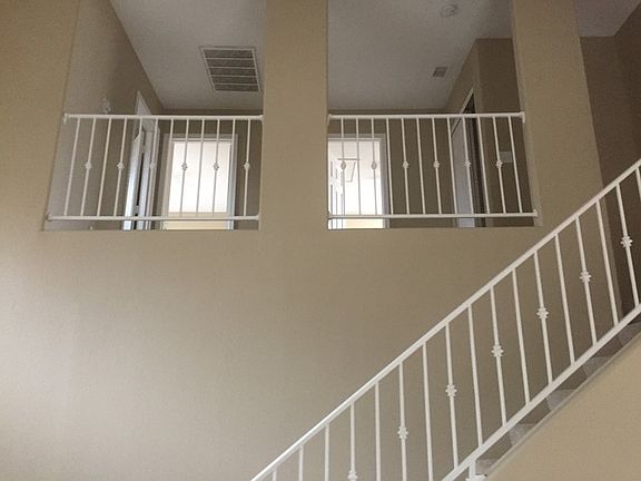 4th image of 1902 N Barkley Unit 17