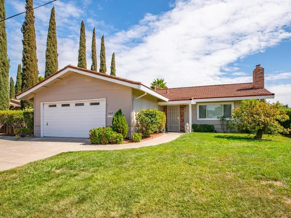 442 Yellowstone Drive, Vacaville, CA 95687