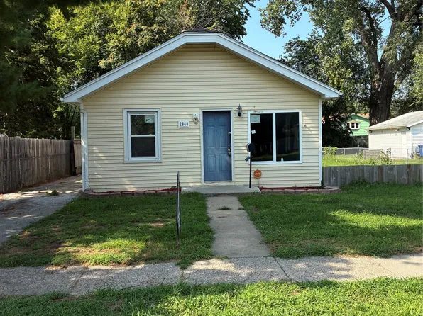 2940 Dubuque Ave, Des Moines, IA 50317