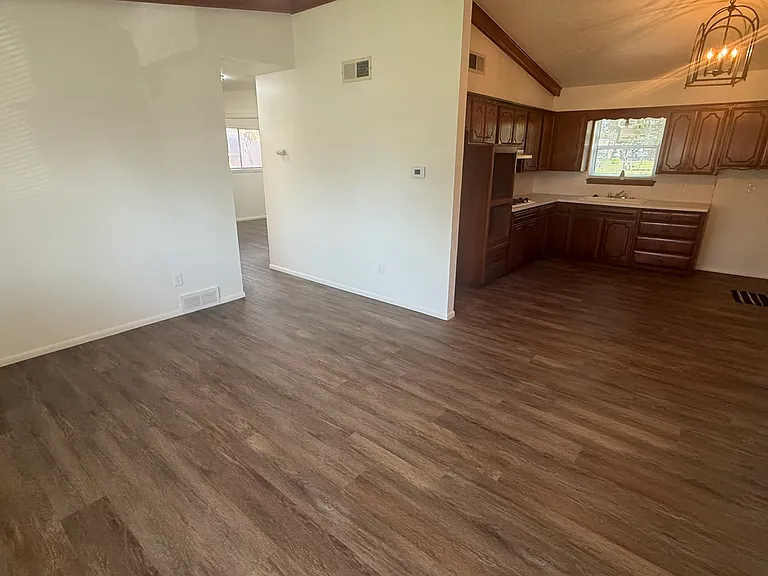 1344 SW 62nd St — Photo 10