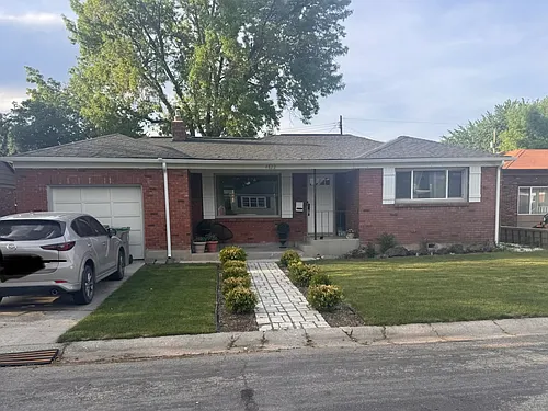 4822 W Edson St Photo 1