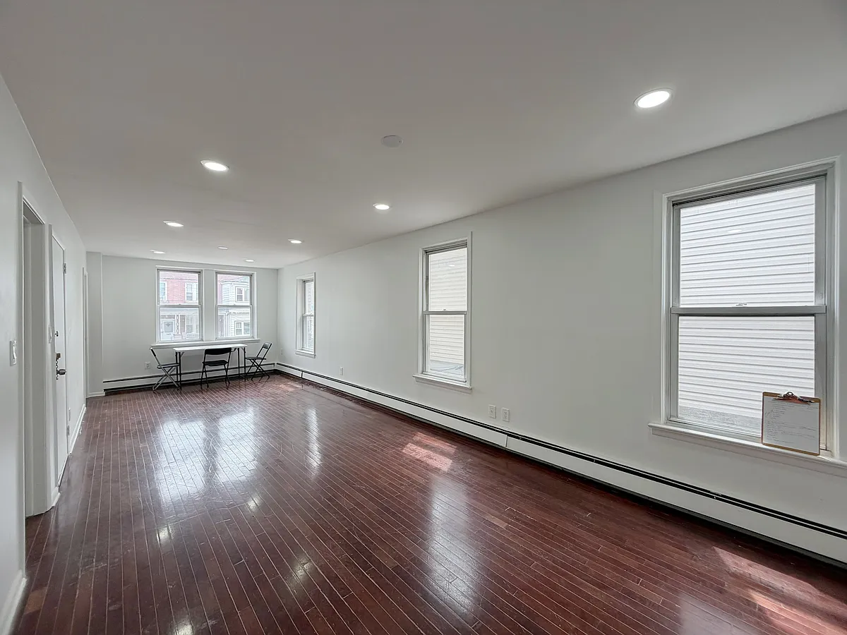 Building Photo - 269 Avenue B #2
