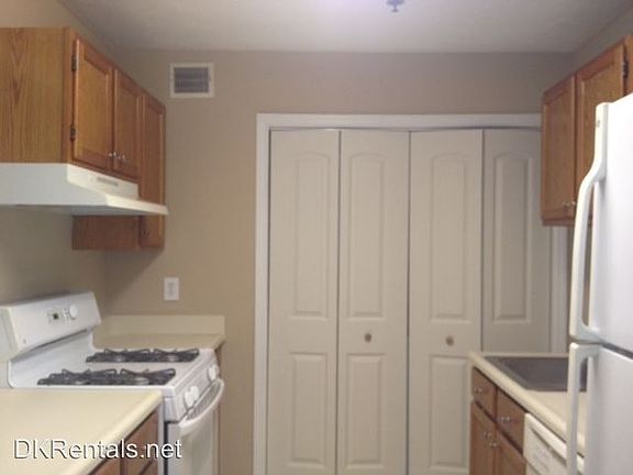 4th image of 2601 Vinings Central Dr SE