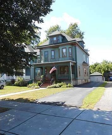 2nd image of 468 Woodward Ave