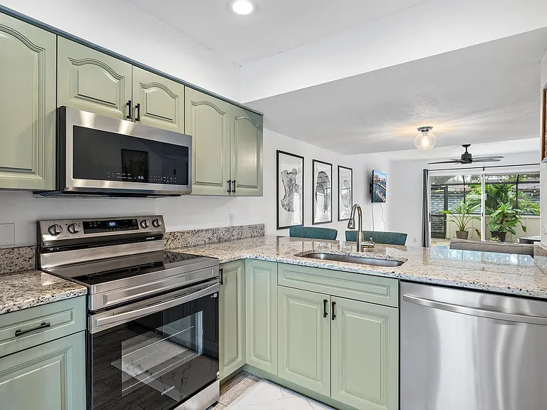 6158 Riverwalk Ln #6 — Photo 6