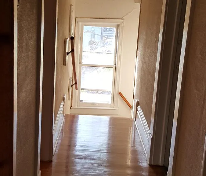 133 Paddock Ave SE #2 — Photo 3