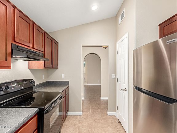 2nd image of 502 E Topeka Drive