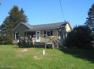13190 S Wisner Ave, Grant, MI 49327