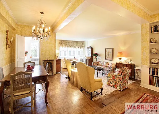 Sold by Warburg | media 13