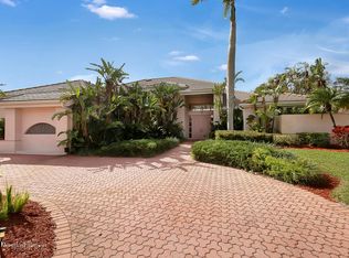 10371 Stonebridge Blvd, Boca Raton, FL 33498