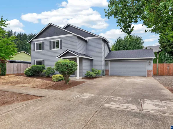 209 Pioneer Dr, Silverton, OR 97381