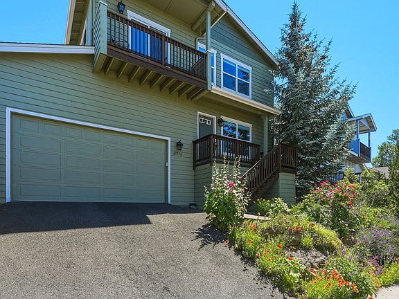 3rd image of 63776 Hunters Cir