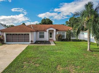 15930 Hidden Lake Cir, Clermont, FL 34711