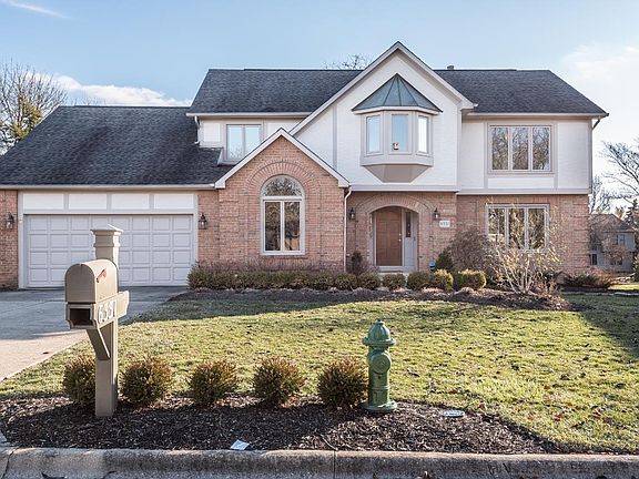 2nd image of 6331 Cragie Hill Ct