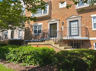 3401 38th St NW #1B-P25-202, Washington, DC 20016