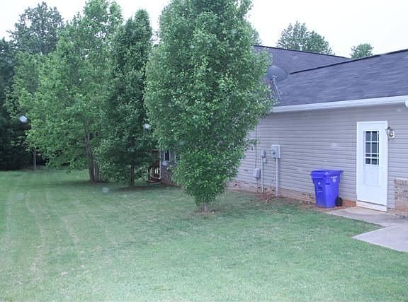 5th image of 307 Briarwood Dr