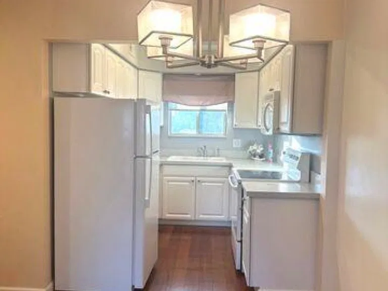 42630 Plymouth Hollow Dr #42630 — Photo 5