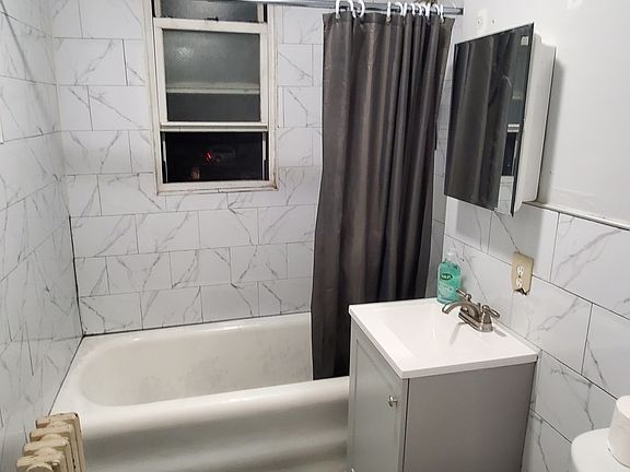 4th image of 652 E 51st St #2F