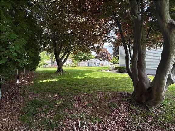 4th image of 28 Eveready Ave