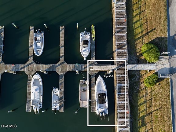 4th image of 2545 Crab Catcher Ct