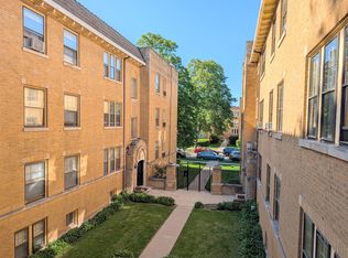 708 Seward St APT 2S, Evanston, IL 60202