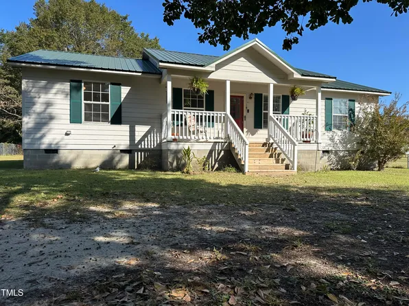 504 W Queen St #A, La Grange, NC 28551