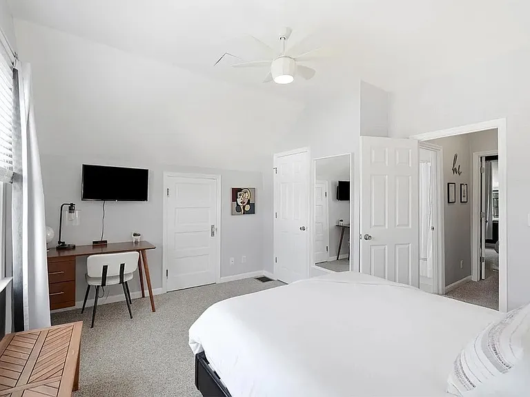 3862 Isabella Ave #3 — Photo 4