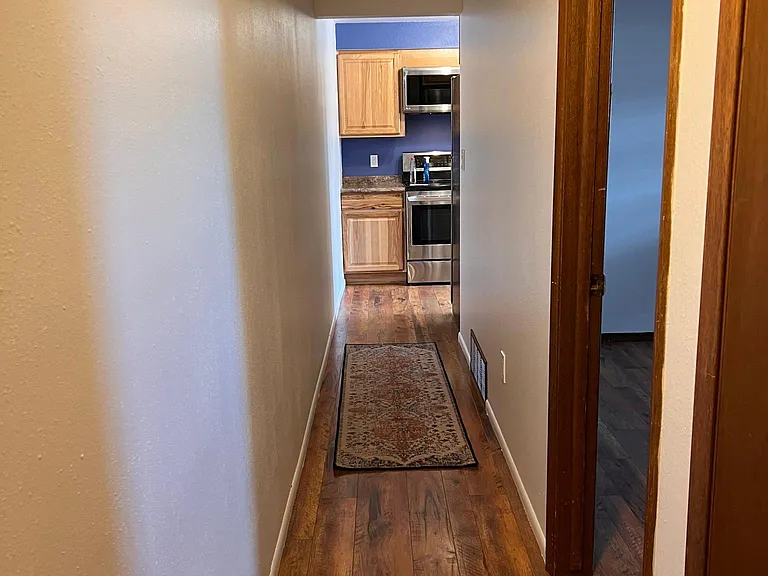 328 E Walton Ave — Photo 12