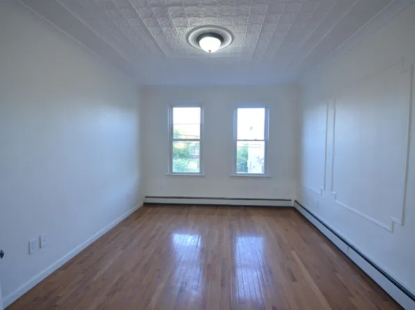 241 Randolph Ave Floor 2, Jersey City, NJ 07304