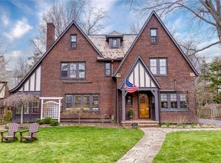 19751 Malvern Rd, Shaker Heights, OH