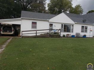 204 S Second St, Madison, KS 66860
