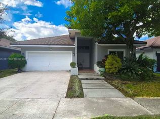 2908 N 36th Ave, Hollywood, FL 33021