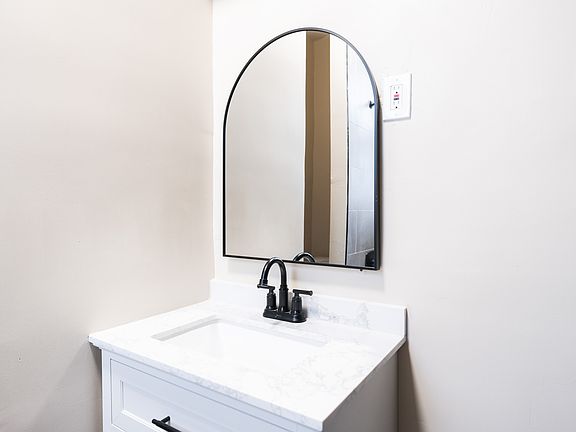 3rd image of 6736 Alabama Ave #2