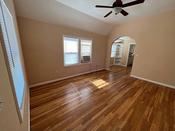 4th image of 215 W Lodi Ave #A