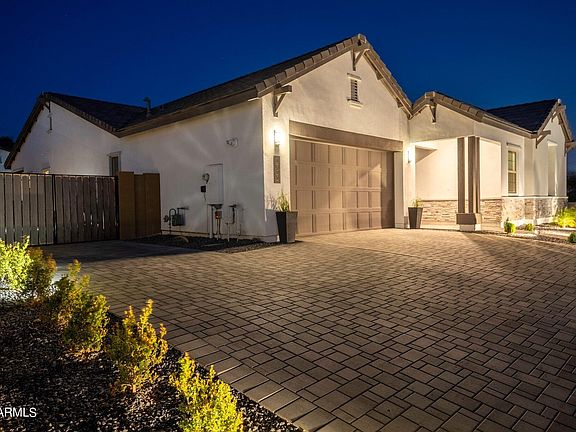 4th image of 2022 E VILLA LINDA Drive