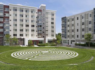 Metro Green Court, Stamford, CT 06902
