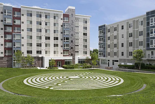 Metro Green Court Photo 1