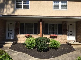 4210 Wood Park Dr, Stow, OH 44224